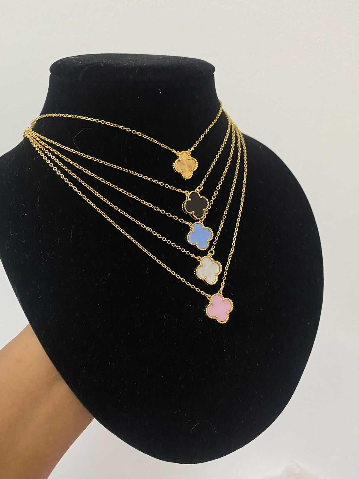 VC Clover necklace