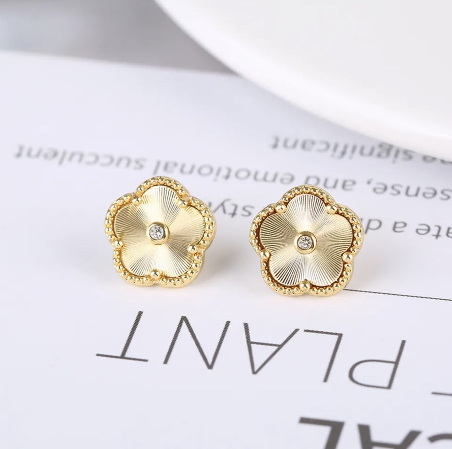 Lucky Flower earrings