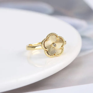 Lucky Flower ring