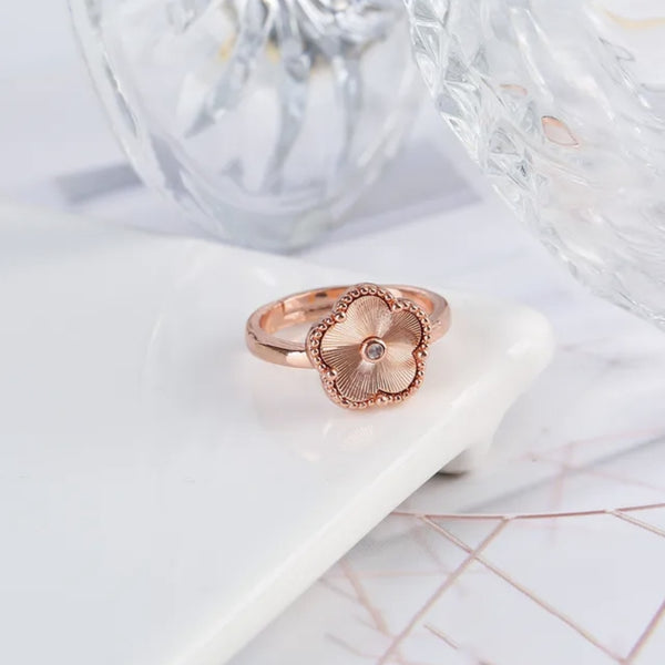 Lucky Flower ring